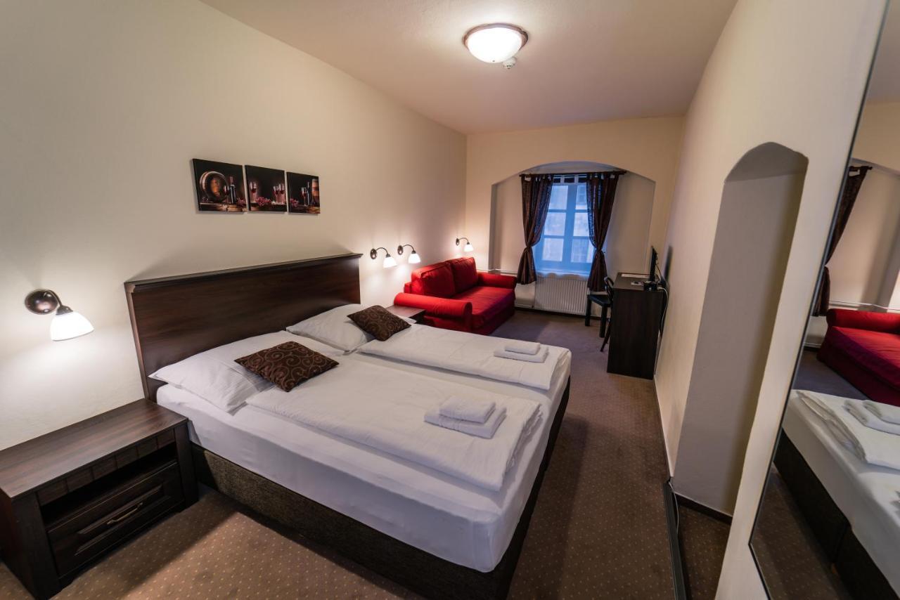 Hotel Koruna Prachatice Dış mekan fotoğraf