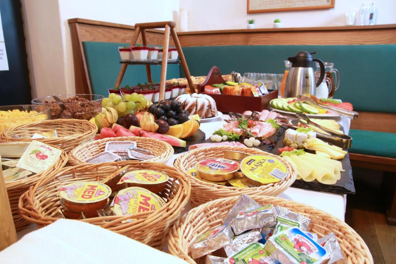 Hotel Koruna Prachatice Dış mekan fotoğraf