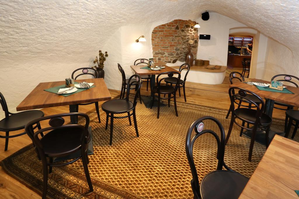 Hotel Koruna Prachatice Dış mekan fotoğraf
