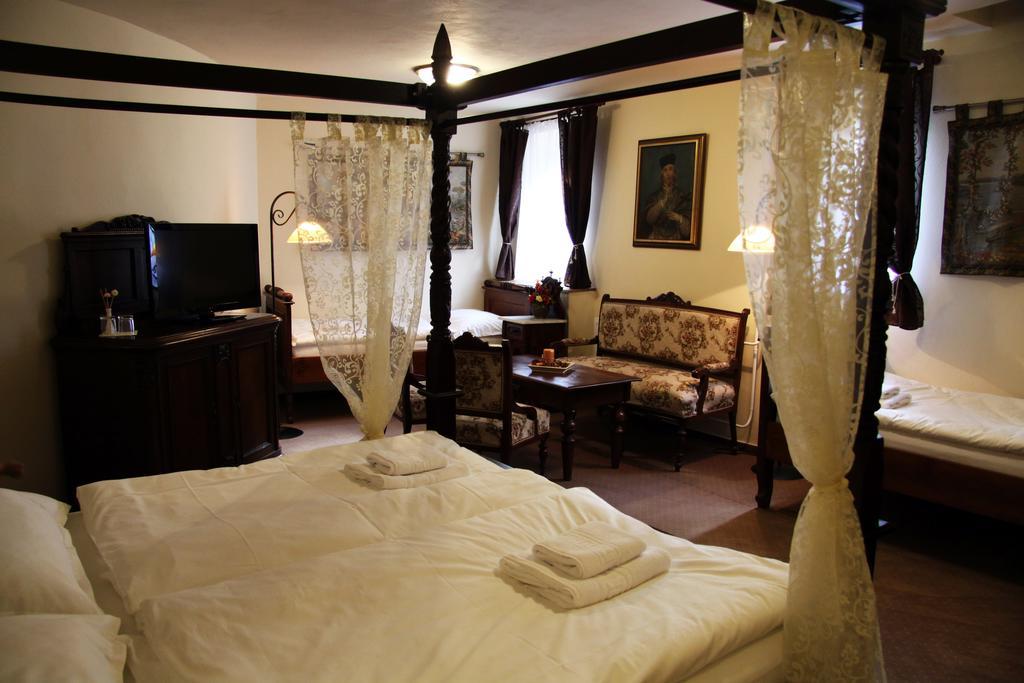 Hotel Koruna Prachatice Dış mekan fotoğraf