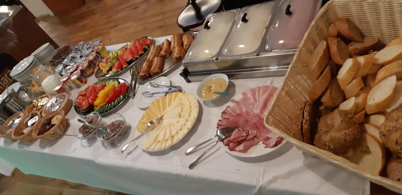 Hotel Koruna Prachatice Dış mekan fotoğraf