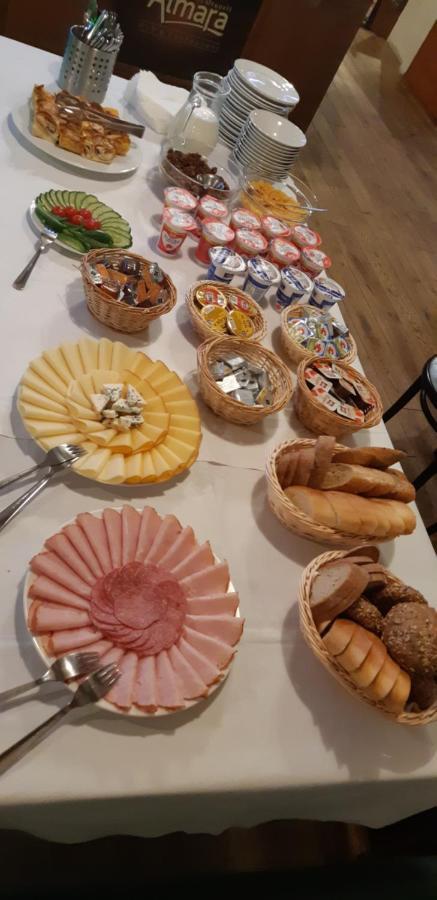 Hotel Koruna Prachatice Dış mekan fotoğraf